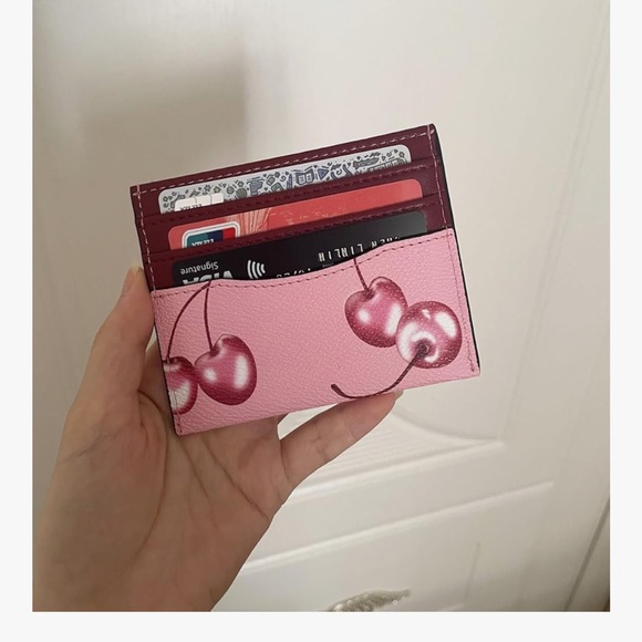 🆕 Slim Card Case for Women Leather Credit Card Holder With Cherry Print (Red) - Picture 2 of 3